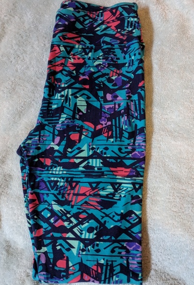 NWOT LULAROE IMAGES ONE SIZE LEGGINGS. - Picture 3 of 7